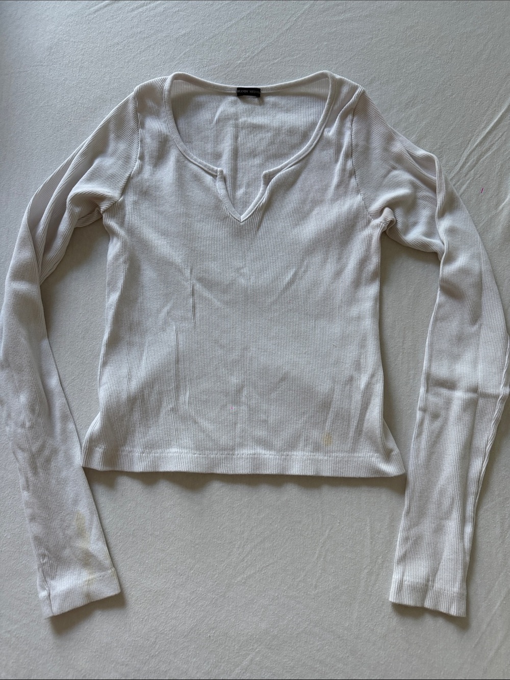 Brandy Melville White Ribbed Long-Sleeve V-Neck Tee